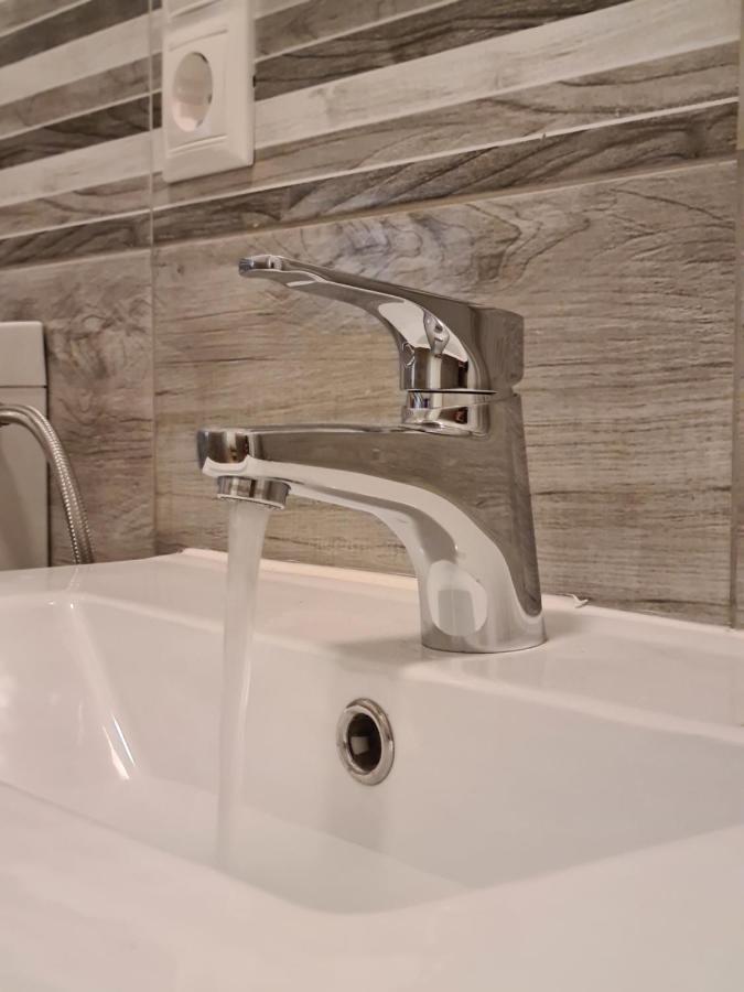 Altair Airport Apartman Vecsés Zewnętrze zdjęcie