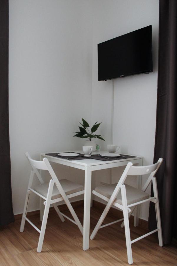 Altair Airport Apartman Vecsés Zewnętrze zdjęcie
